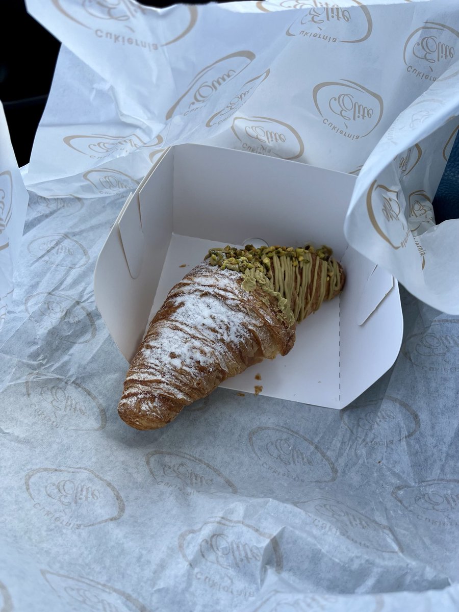 Słodka rozpusta 😋🥐

Dzień dobry 😘☕️