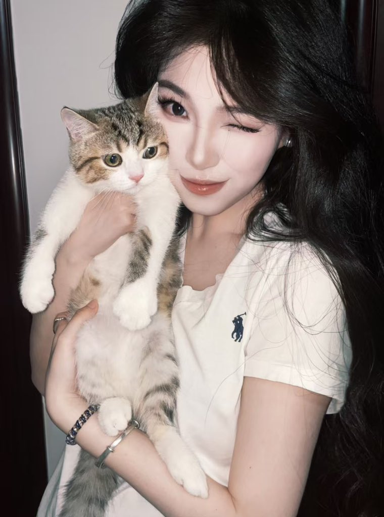 Roofppo0_0's tweet photo. 小喵物语ᯠ_   ̫ _ᯄ https://t.co/6qy35dtz32