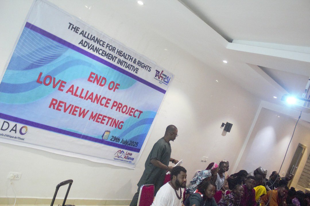 Tahrai_Nigeria's tweet image. TAHRA Initiative held the End of Love Alliance Project Review Meeting on July 29, 2025 — reflecting on impact, lessons, and the road ahead. Grateful for the voices that shaped this journey. 💬🌍💪🏽
#LoveAlliance #TAHRAInitiative #CommunityImpact #SRHR