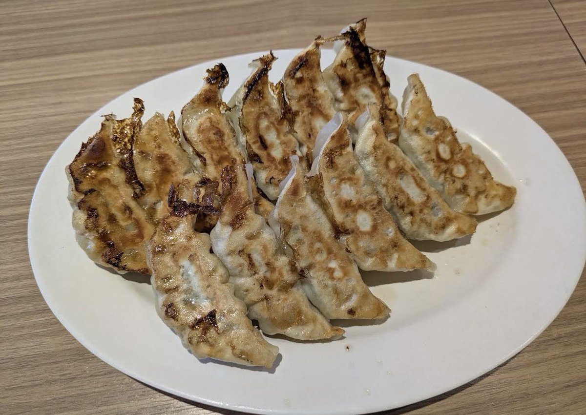 餃子の本場に行ってきました🥟
美味しくて何個でも食べれちゃう😋