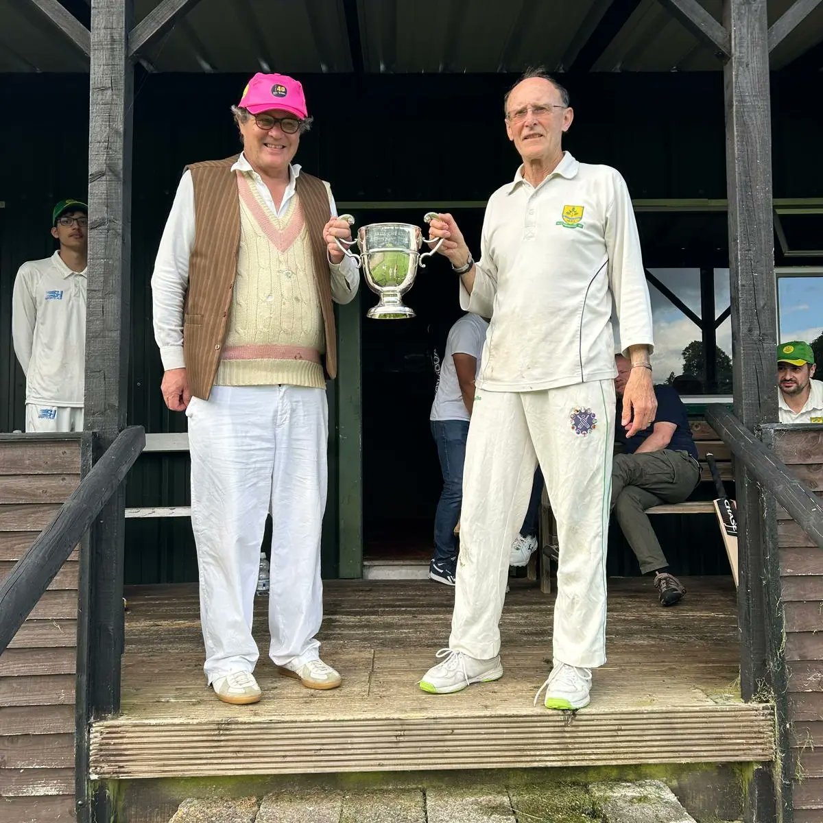 Its that time of the year when we welcome our friends over from White City to play for the Alan Ruddock Trophy on Friday. This game will always have very special meaning for the club, as you will see on the link below beautiful penned by Alan's son Danny. 
m.independent.ie/opinion/commen…