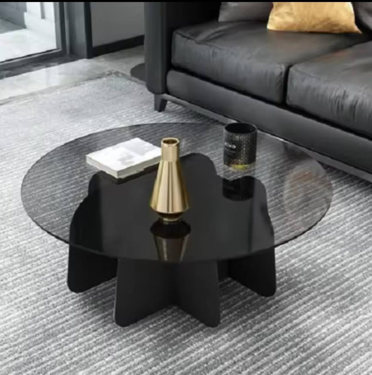 Luxury round center table 
₦110,000