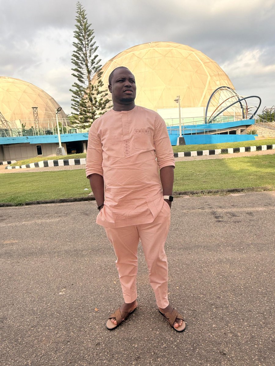 Happy birthday to lovely personality, a businessman per excellence and a worthy friend❤️ <a href="/annexworld/">Big Sam</a>. Have a blast bro. Giveaway loading to celebrate him.