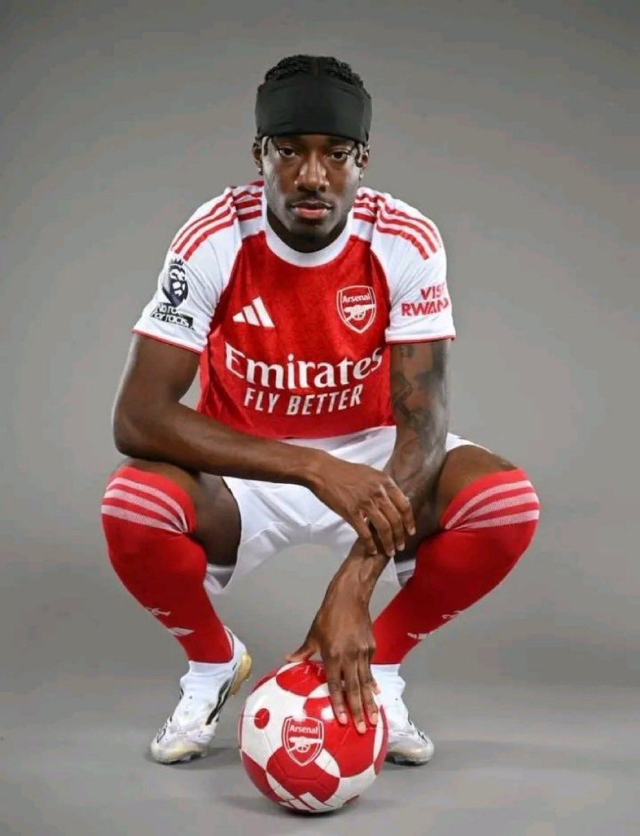 Seeing a lot of nasty stuff about this guy! He is a Gooner now, so has my  backing , let's love all our team they wear our badge.