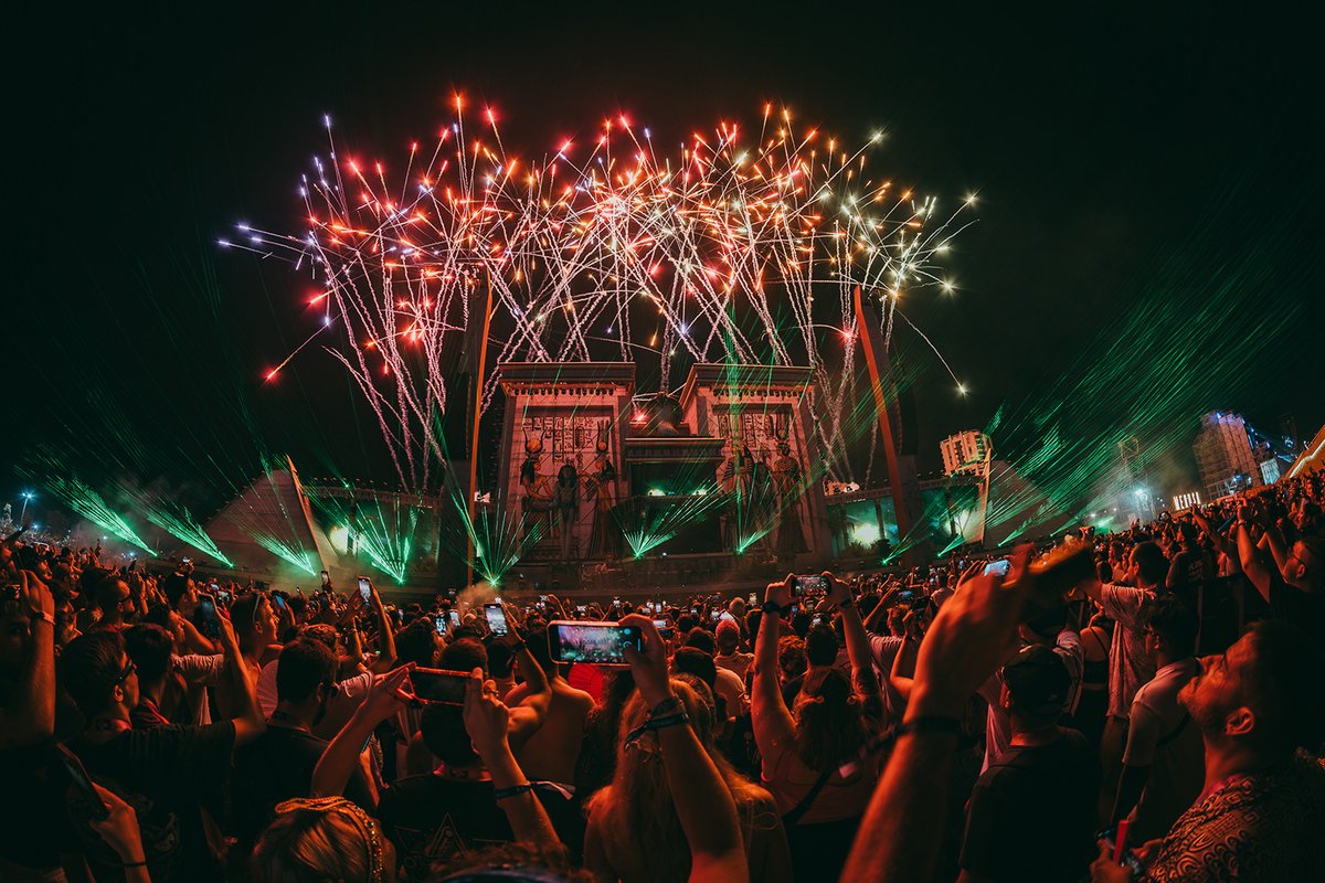 Cada año esperamos ese momento en el que el puzle cobra sentido... y ya está aquí: <a href="/MedusaFestival/">Medusa Festival</a> 2025 acaba de desvelar sus horarios.

Más de 170 DJs, 8 escenarios y 4 días de electrónica a lo grande en Cullera.

🔗nrfmagazine.com/2025/07/29/hor…

#MedusaFestival2025