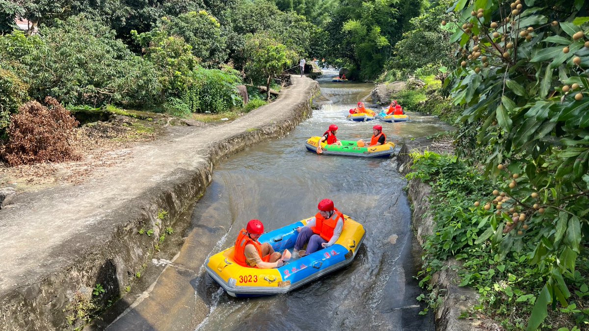 poe_pcba's tweet image. Work hard, raft harder! 🛶🔥
BBQ, games, and good vibes with our amazing POE team at Bishui Gorge. 🌿
Nothing beats nature + teamwork 💪
#TeamPOE #WorkFunBalance #TeamDayOut #ShenzhenVibes #PCBlife #CompanyCulture #RaftingAdventure #BBQTime