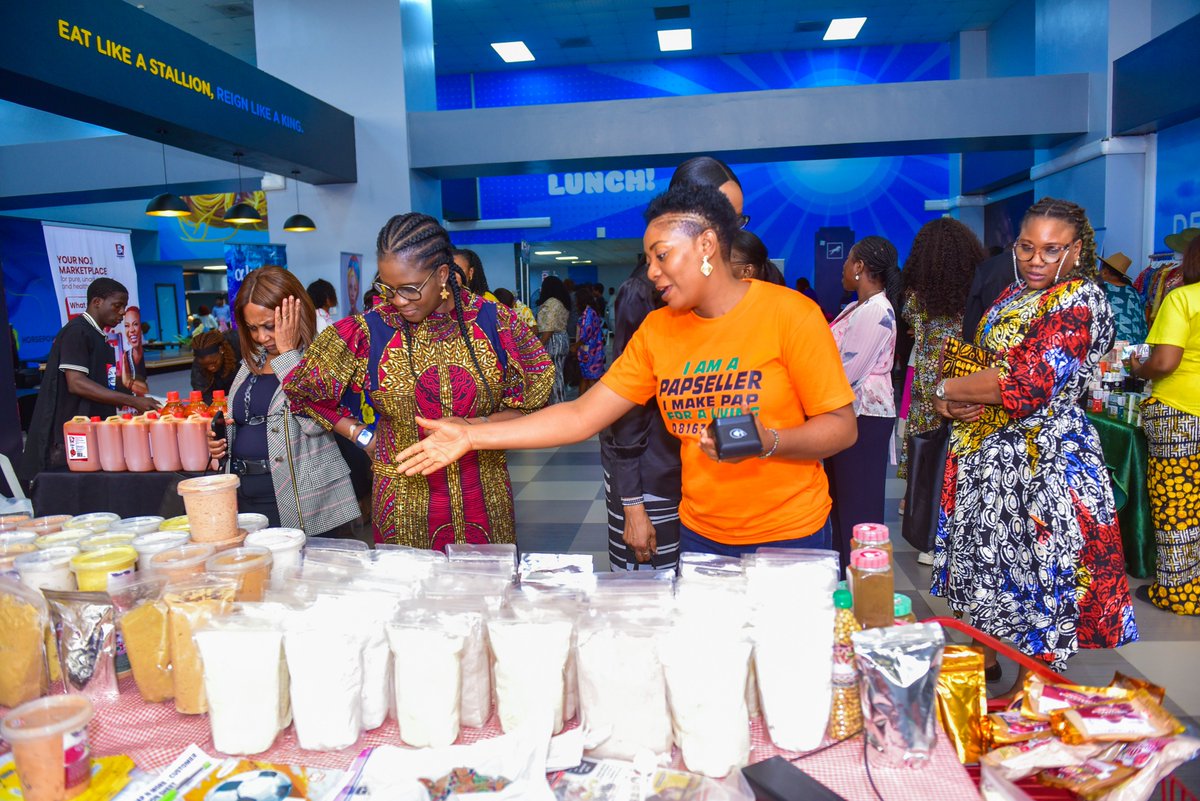 alpher brought the marketplace to the office!

Our women's banking proposition- alpher, recently organized a souk right at our head office connecting #TeamUnion directly with amazing women entrepreneurs.

Since 2020, alpher, has been empowering Nigerian women through tailored