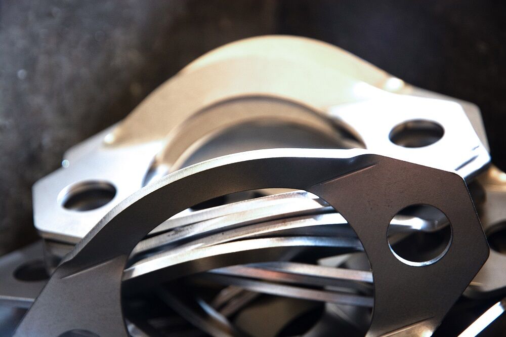 KM_Tools_Ltd's tweet photo. Frustrated by long lead times, high costs, and limited capacity? KMT's precision laser cutting boosts efficiency and cuts costs. Contact laser@kmt.tools to elevate your projects!
#lasercutting #fabrications #engineering https://t.co/56s3FsPBef