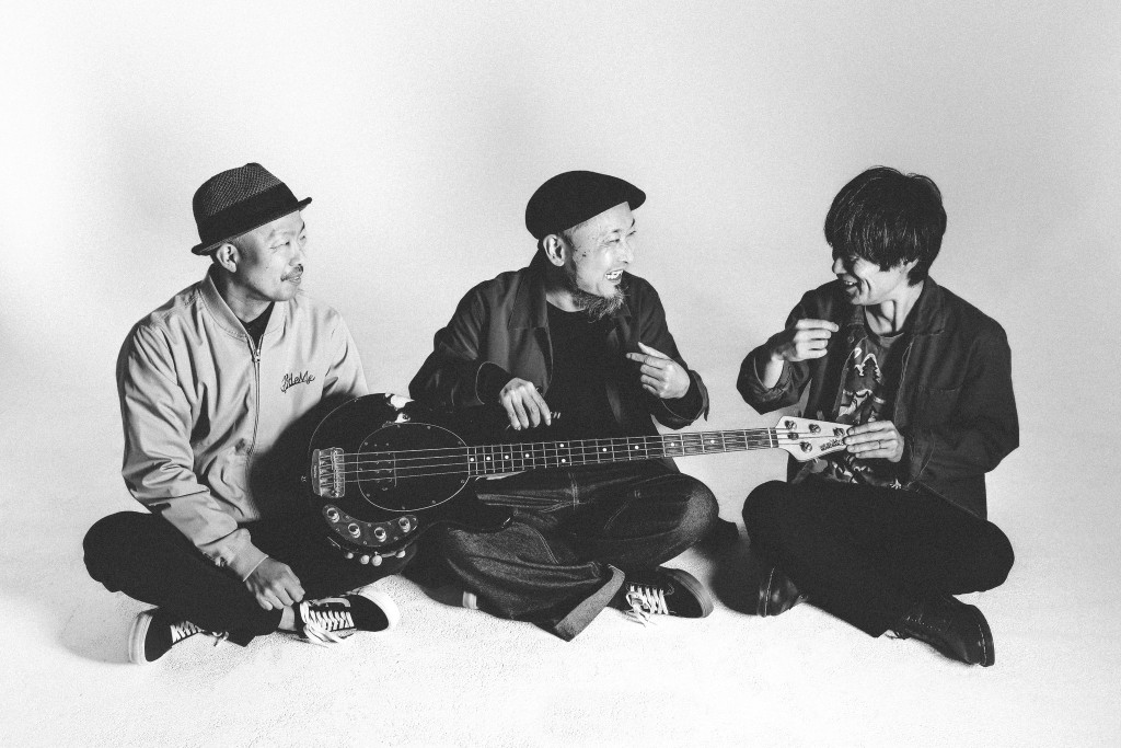 2025.07.30完売御礼
アイスクリームネバーグラウンド
MAKING THE GROUNDリリースツアー
先行物販17:15-18:00

アイスクリームネバーグラウンド
ガガガSP

実はカミコベ18オーディションのチャンプでもあるアイスクリームネバーグラウンドが神戸でガガガSP呼び出し2マン!当日券出してやろうじゃないか！