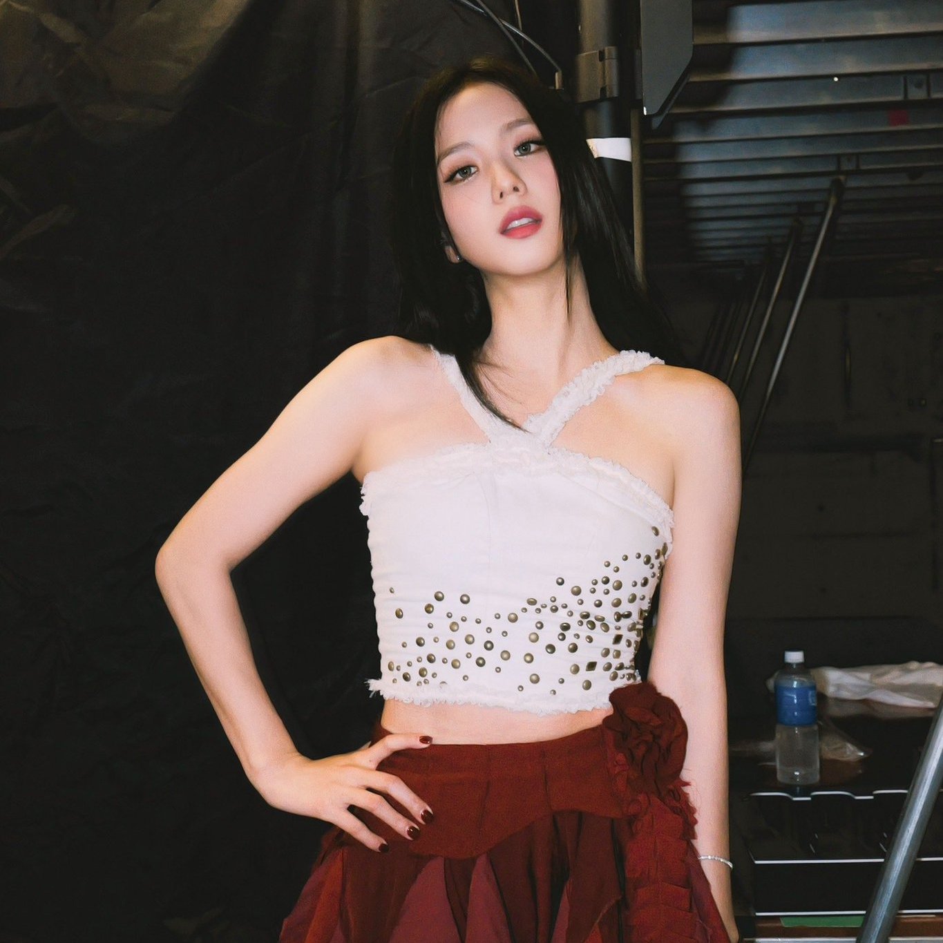 NoNoGirls JISOO まとめ売り GhElcdzaAAAIsH9.jpg