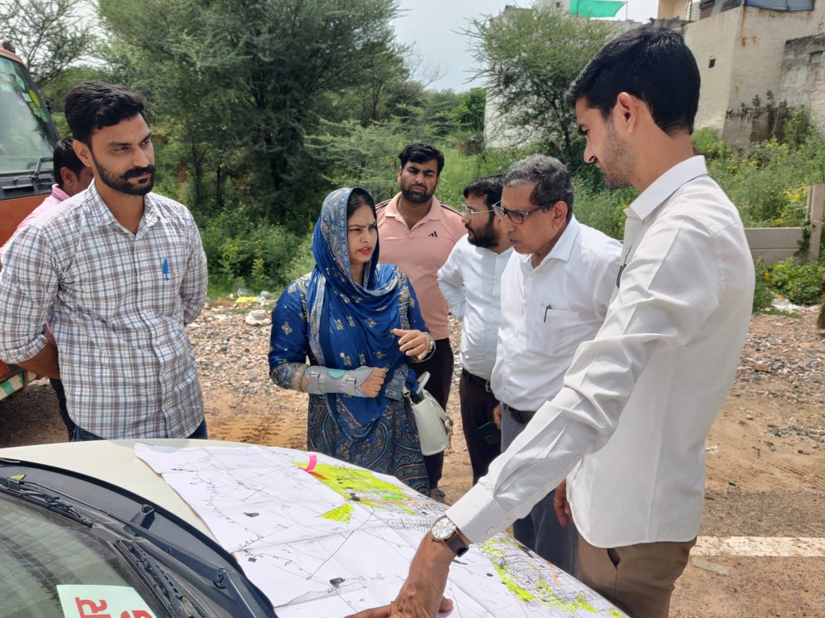 Municipal Corporation Manesar (@mcmanesar) on Twitter photo नगर निगम मानेसर की मेयर डॉ इंद्रजीत कौर यादव ने निगम क्षेत्र के गांवों का दौरा करते हुए कहा कि जय सिंह चौक से गांव सिकंदरपुर तक मॉडल रोड़ बनाया जाए
- इस रोड़ पर पथिकों के लिए कुर्सी-टेबल, केनोपी, फुटपाथ, ग्रीनरी और नए डिजाइन की स्ट्रीट लाइट लगाई जाए
<a href="/DC_Gurugram/">DC Gurugram</a>
<a href="/diprogurugram1/">DIPRO Gurugram</a> नगर निगम मानेसर की मेयर डॉ इंद्रजीत कौर यादव ने निगम क्षेत्र के गांवों का दौरा करते हुए कहा कि जय सिंह चौक से गांव सिकंदरपुर तक मॉडल रोड़ बनाया जाए
- इस रोड़ पर पथिकों के लिए कुर्सी-टेबल, केनोपी, फुटपाथ, ग्रीनरी और नए डिजाइन की स्ट्रीट लाइट लगाई जाए
<a href="/DC_Gurugram/">DC Gurugram</a>
<a href="/diprogurugram1/">DIPRO Gurugram</a>