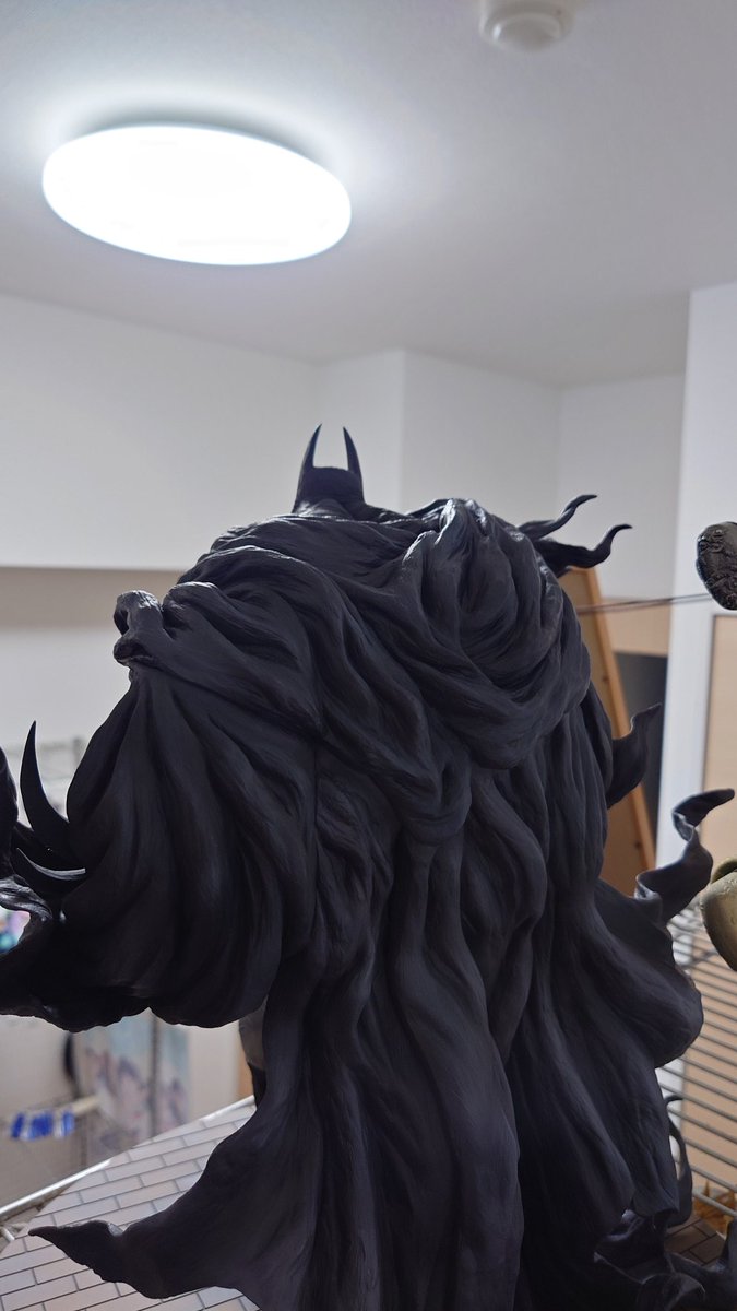 ソフビナル バットマン降臨！ 岩倉圭二作品ベストフィギュア！ デカい