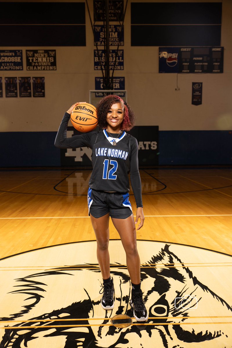 Lake Norman Girl's Basketball (@lnhsgbb) on Twitter photo COMMITTED💯
Congratulations <a href="/RayanaMinard12/">Rayana Minard</a> on her commitment to <a href="/NCCUWBB/">NC Central WBB</a>!
We are so proud of you Rayana! Can’t wait to have you on the Lake Norman court for one more year!
<a href="/langstonwertzjr/">Langston Wertz Jr.</a> <a href="/BallHerHoopsCLT/">BallHer coach Holt</a> <a href="/CghrMedia/">CGHRMedia</a> <a href="/DelaneyRudd4/">Delaney Rudd</a> <a href="/Mindy_McCarthy3/">Mindy McCarthy</a> COMMITTED💯
Congratulations <a href="/RayanaMinard12/">Rayana Minard</a> on her commitment to <a href="/NCCUWBB/">NC Central WBB</a>!
We are so proud of you Rayana! Can’t wait to have you on the Lake Norman court for one more year!
<a href="/langstonwertzjr/">Langston Wertz Jr.</a> <a href="/BallHerHoopsCLT/">BallHer coach Holt</a> <a href="/CghrMedia/">CGHRMedia</a> <a href="/DelaneyRudd4/">Delaney Rudd</a> <a href="/Mindy_McCarthy3/">Mindy McCarthy</a>