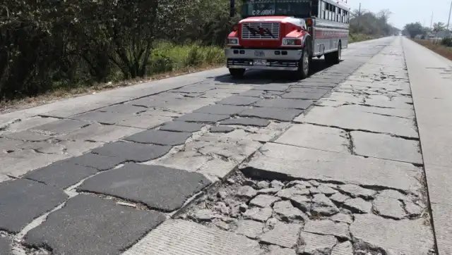 El impuesto de circulación existe para mantener la red vial del país.
Pero las carreteras están en ruinas.
¿Dónde está el destino de lo recaudado?

Si el Estado no cumple su obligación, es viable una acción de inconstitucionalidad que declare improcedente el cobro.