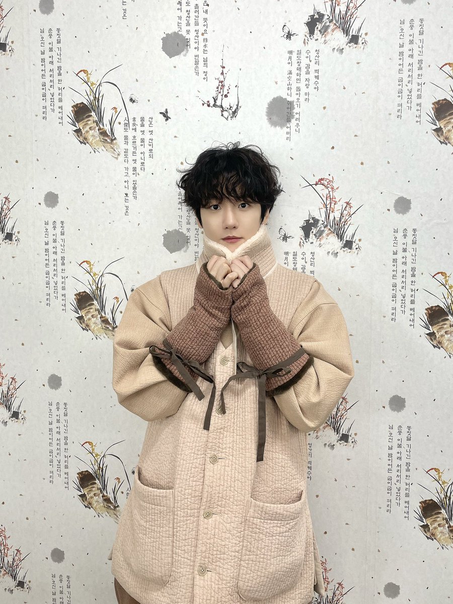 TVING 대탈출 : 더스토리

더위도 잊게 만드는 오늘의 소름 돋는 대탈출👻
다음 주엔 또 어떤 짜릿한 전개가 기다릴지, 기대 많이 해주세요!!🤎

#백현 #BAEKHYUN