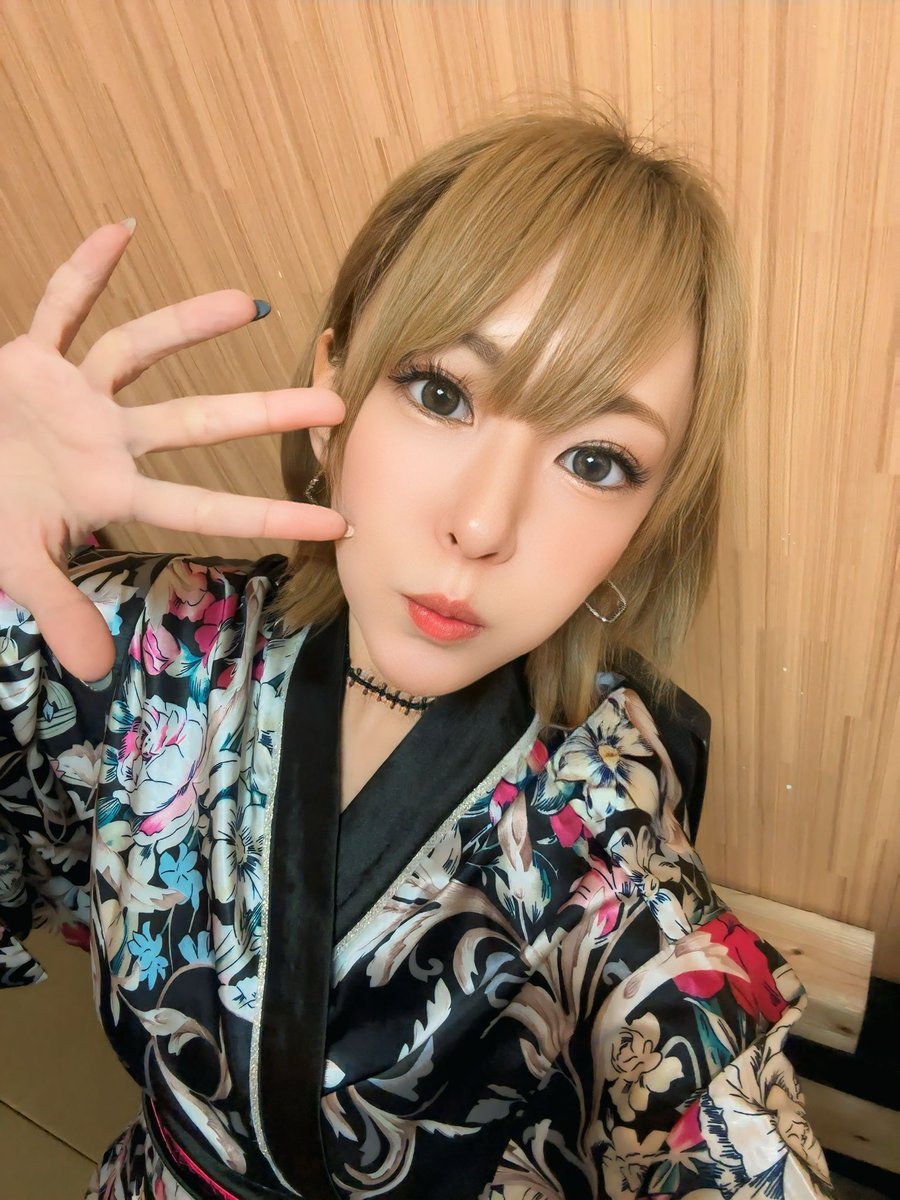 POLA - Saraページ　いつもありがとうございます sara mallika(サラマリカ) 24SSKazakhstan Patchwork Embroidery