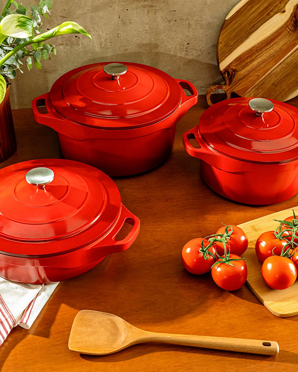 Iniciante ou chef de cozinha?

Caçarolas, porta-temperos e facas completam a experiência do seu pai: is.gd/QNYcMm