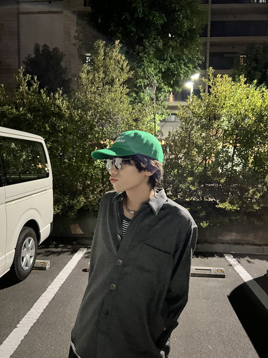 最近はシンプルなタイプ、夏は大袈裟にいきたい☆*:.｡#ootd