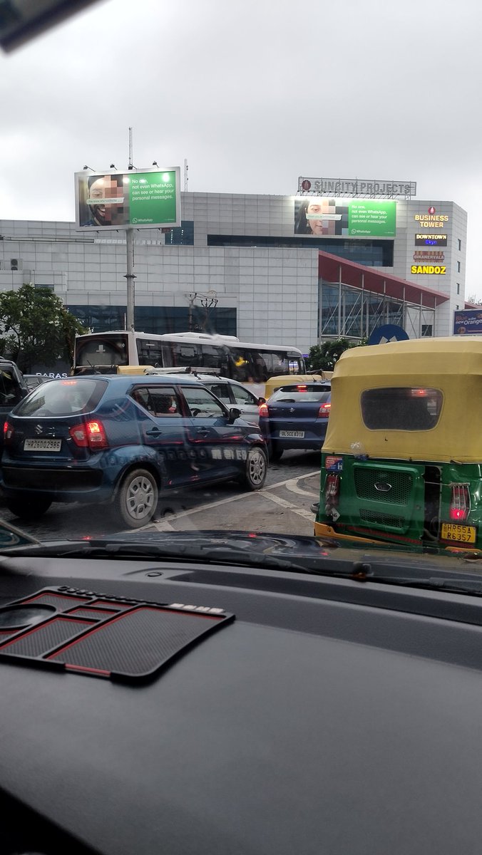 rohit_laddoo's tweet photo. @WhatsApp who is approving this big banner ads so close to each other such a waste of money https://t.co/GyWzmEpgsD