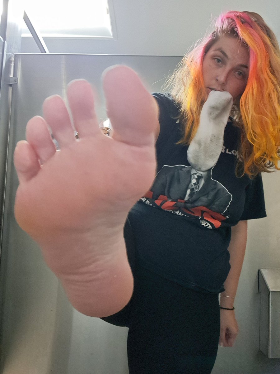 Pathetic losers.. make me happy