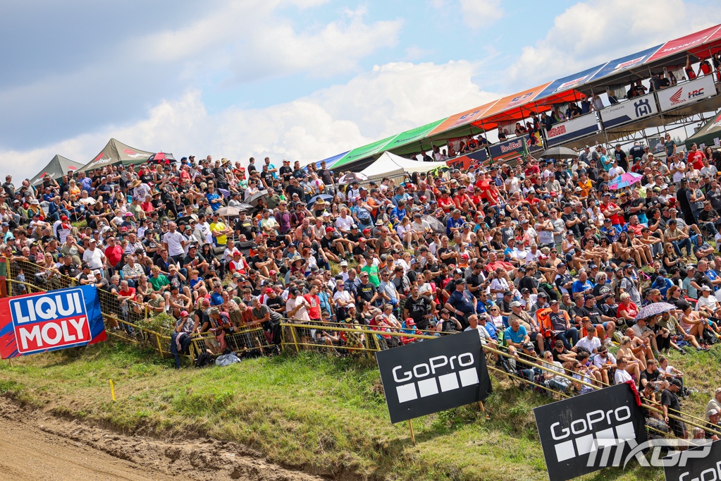mxgp's tweet image. Sights from Loket '25 ✨

Check out the complete galleries here 👇
ow.ly/Qp3w50WxbZq

#MXGPCzechRepublic #MXGP #MX #Motocross #Motorsport