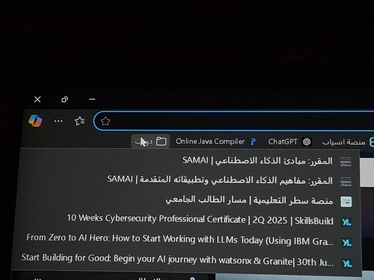 بسم الله نخرج من منطقة الراحه وندخل في منطقة الجد والاجتهاد والعمل ✨️