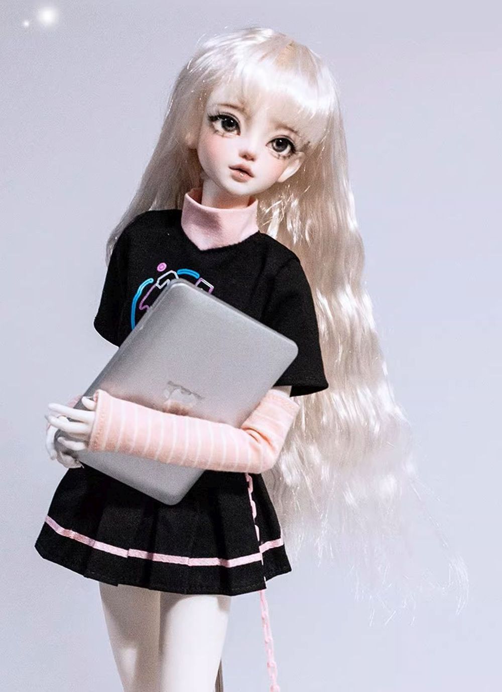 [完売間近]アイダンマトックス淡ピンクビーズ装飾ホルターロング DOLK on X: 