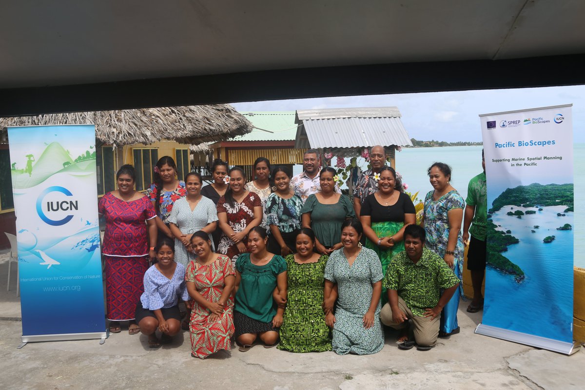 IUCN_Oceania's tweet photo. Kiribati's #MELAD with @IUCN_Oceania technical support thru EU-funded #Bioscapes prog, is hosting a marine workshop to map SUMAs & develop ocean typologies. This key step boosts inclusive MSP and biodiversity goals across the Pacific.
๐๐ฐ๐ฎ
#MarineSpatialPlanning https://t.co/rHeNK0B4RF