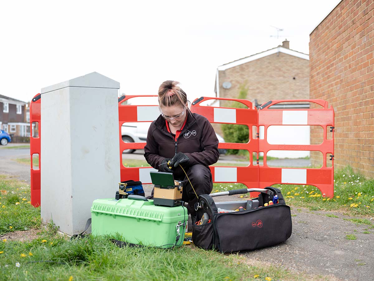 Virgin Media O2 holds on to fixed network dlvr.it/TMBvdV