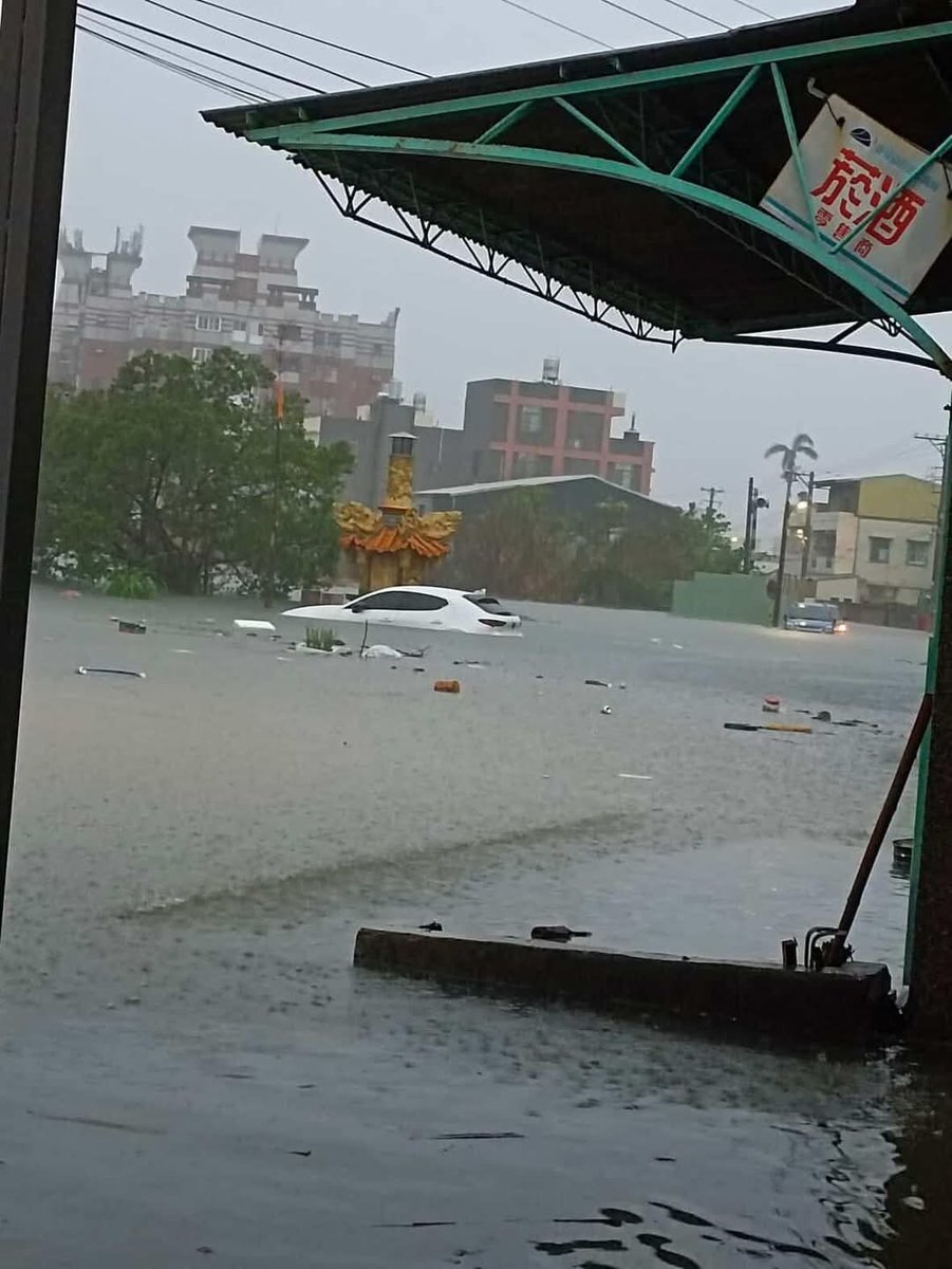 OlB5xR6vzI6Vv4B's tweet image. 【國民黨力推「南台風災重建條例」，希望朝野政黨同心協力，同島一命儘速拯救災民】

#傅崐萁🇹🇼…