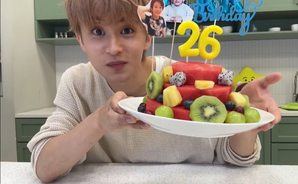 1uv9982's tweet image. 