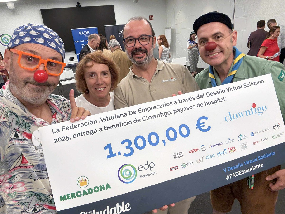 Clowntigo Payasos H. (@clowntigo) on Twitter photo Hoy estuvimos en EDP recogiendo el premio del Desafío Virtual Solidario FADE saludable 2025 organizado por <a href="/FADEAsturias/">FADE - Empresas de Asturias</a> y la Fundación EDP.
Gracias a todos los que lo habéis hecho posible.
Seguimos sumando sonrisas.
#clowntigopayasosdehospital Hoy estuvimos en EDP recogiendo el premio del Desafío Virtual Solidario FADE saludable 2025 organizado por <a href="/FADEAsturias/">FADE - Empresas de Asturias</a> y la Fundación EDP.
Gracias a todos los que lo habéis hecho posible.
Seguimos sumando sonrisas.
#clowntigopayasosdehospital
