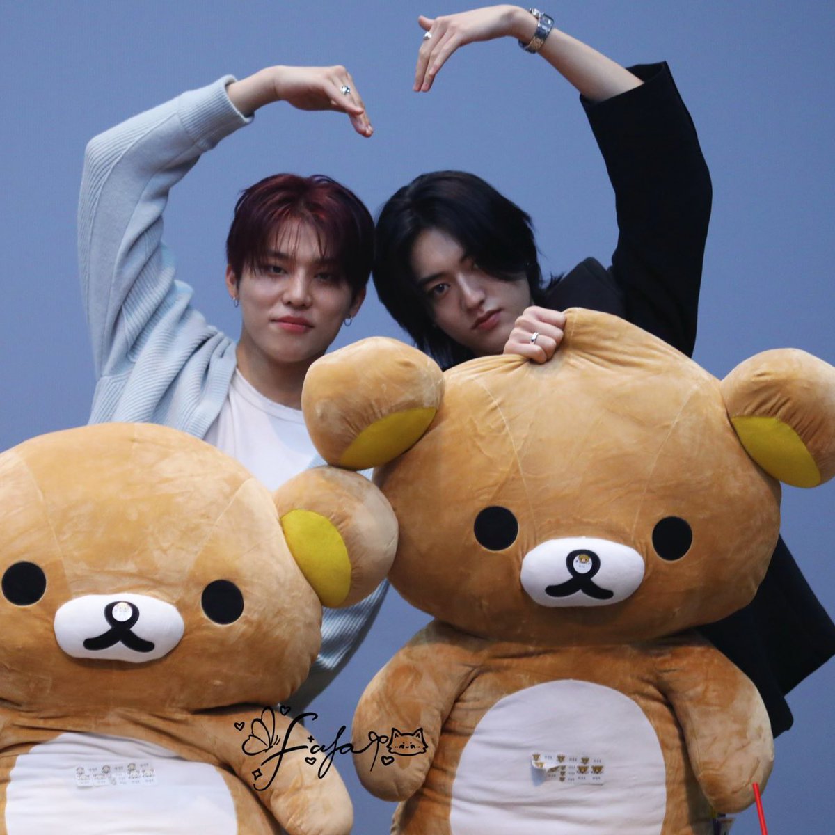 เหมือนไปเดทแล้วมีโปรโมชั่นคู่รัก ถ่ายรูปโชว์หวานได้รับตุ๊กตากลับบ้าน