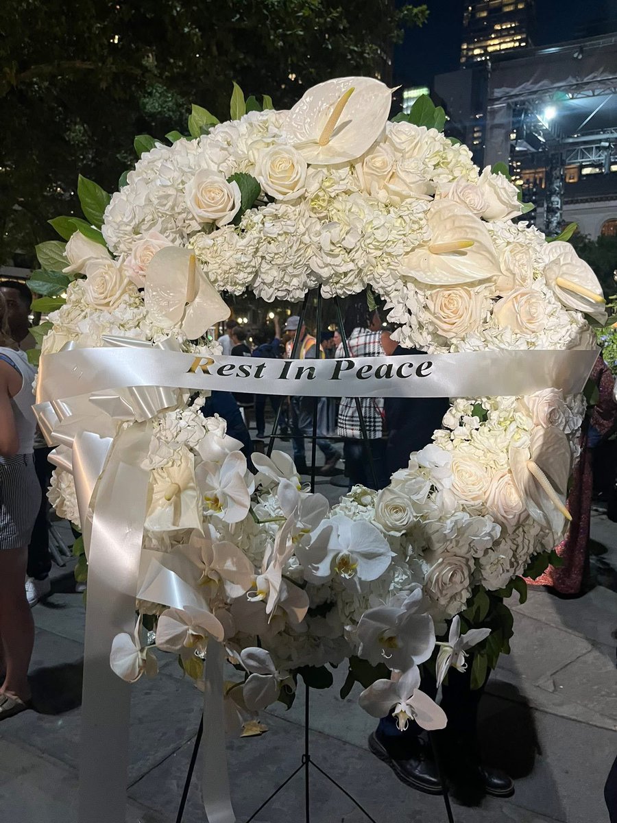 NYDIS staff joined last night’s prayer vigil in Bryant Park. We stood together alongside other faith leaders, the Mayor and the Governor to condemn monday’s Midtown Mass Shooting that took four lives and injured others. We are also grateful for the skill and service of all first