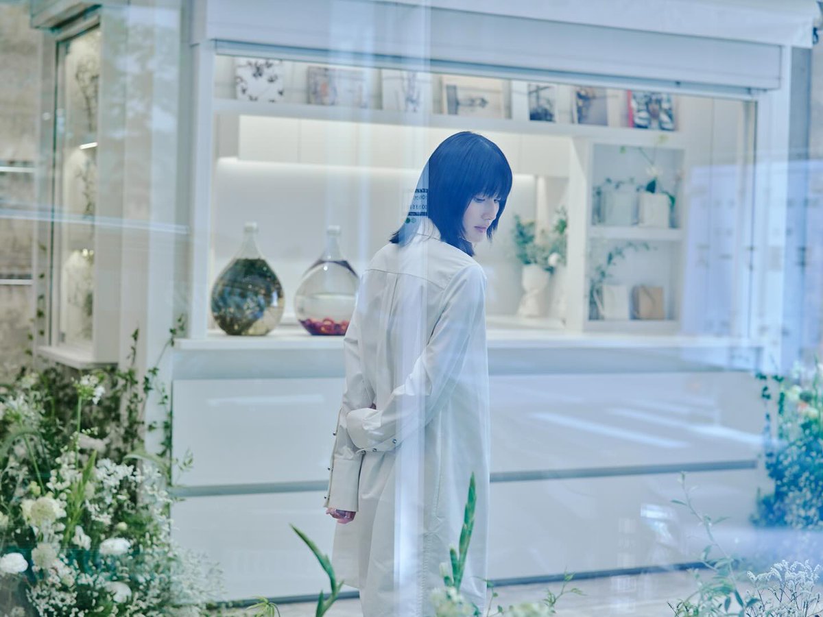 Instagram Update: July 30, 2025 

"💐🪽♡" 

@/jilsander
@/fashionsnapcom
#JILSANDER
#ジルサンダー銀座
#橋本愛 

Source: 
instagram.com/p/DMuv9y3Rs6D/…