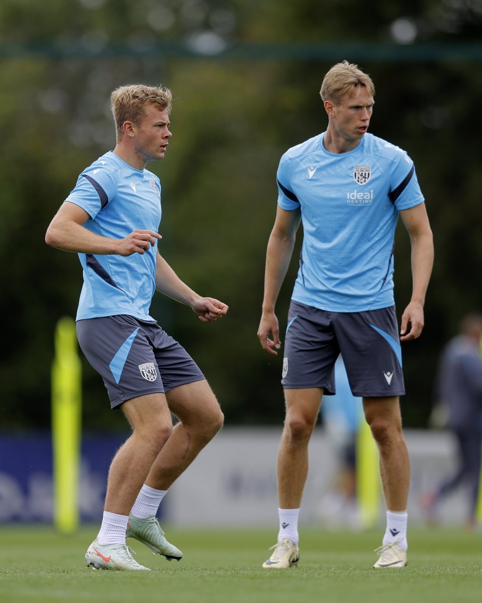 WBA's tweet photo. Our Norwegian in attack and our Norwegian at the back.

🇳🇴🙌 https://t.co/hIbS9tw9wB