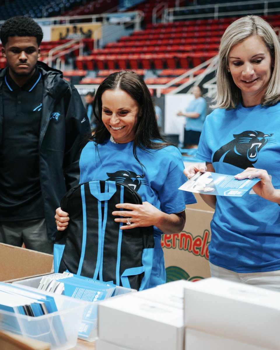 The David &amp; Nicole Tepper Foundation and Panthers have funded over 38,000 backpacks filled with school supplies for the 2025-'26 school year, deepening their longstanding commitment with <a href="/classrmcentral/">Classroom Central</a> 🎒📙 ✏️

Learn more ⬇️
panthers.com/news/the-david…