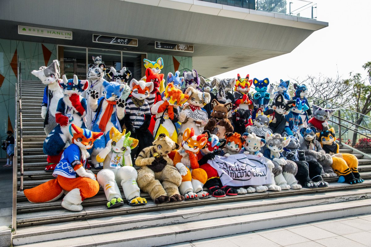 茶會( 沒錯 也順便修完ㄌ
Photo link attached in the comment.
.
#以茶會毛2025 #furryteaparty2025