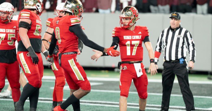Andy Villamarzo (@andy_villamarzo) on Twitter photo Top 10 Games of the 2025 New Jersey High School Football Season 🏈
on3.com/high-school/ne… Top 10 Games of the 2025 New Jersey High School Football Season 🏈
on3.com/high-school/ne…