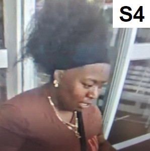 🚨WANTED FOR GRAND LARCENY🚨

On 7.26.25 these #SUSPECTS stole merchandise from a retail location in town and left in a gray 2014 Jeep Grand Cherokee. 

Do you recognize these #SUSPECTS? 📲Call the GPD tip line @ 585-581-4016 or 📨email tips to GPDTips@GreeceNY.gov