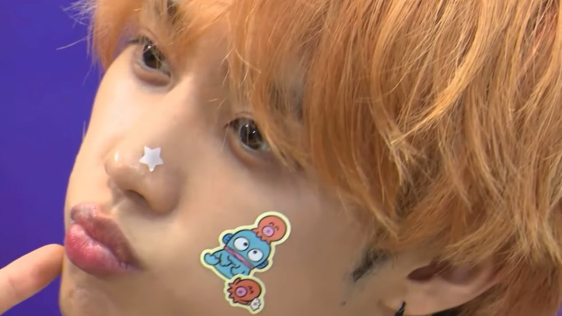 아너무귀엽게생겻어.....