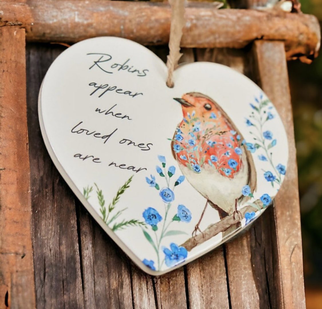 Robin Floral Slate Plaques in 3 Asstd Designs 😍
Add a touch of whimsical charm to your living space with our Robin Floral Slate Plaques. There are 3 assorted designs. Perfect for adding a pop of color to any room in your home. 🏠 🐾🐾❤️

mrlumpyandfriends.com/ceramics-by-qu…
Worldwide postage