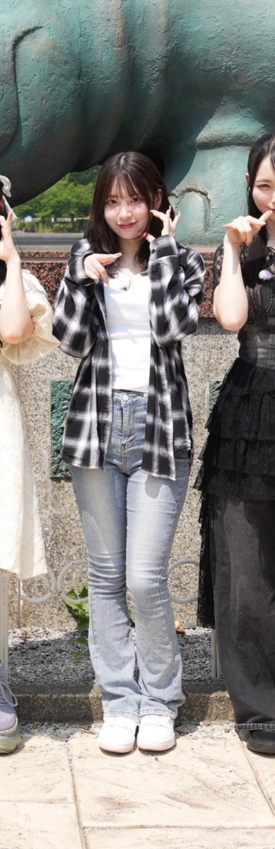 受験期間で浮上してませんでしたが、ぱるがかわいいすぎて浮いてたら浮上しました。わしもblue jeansとスニーカーほしい、、、。沈みます。ではまた