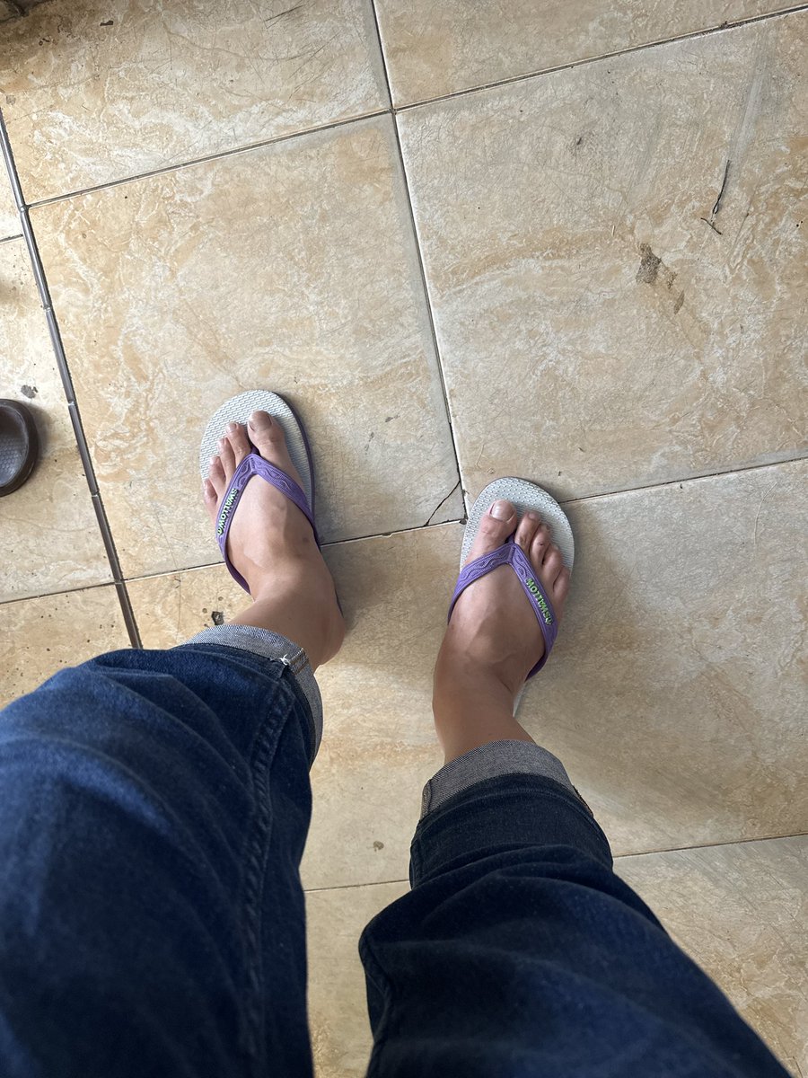 If u guys , going to <a href="/vietnads/">Vietnads 🇻🇳 ⨀</a> meet up, and u need medicine or snacks just find a guy with this slippers , i might have the medicine for u