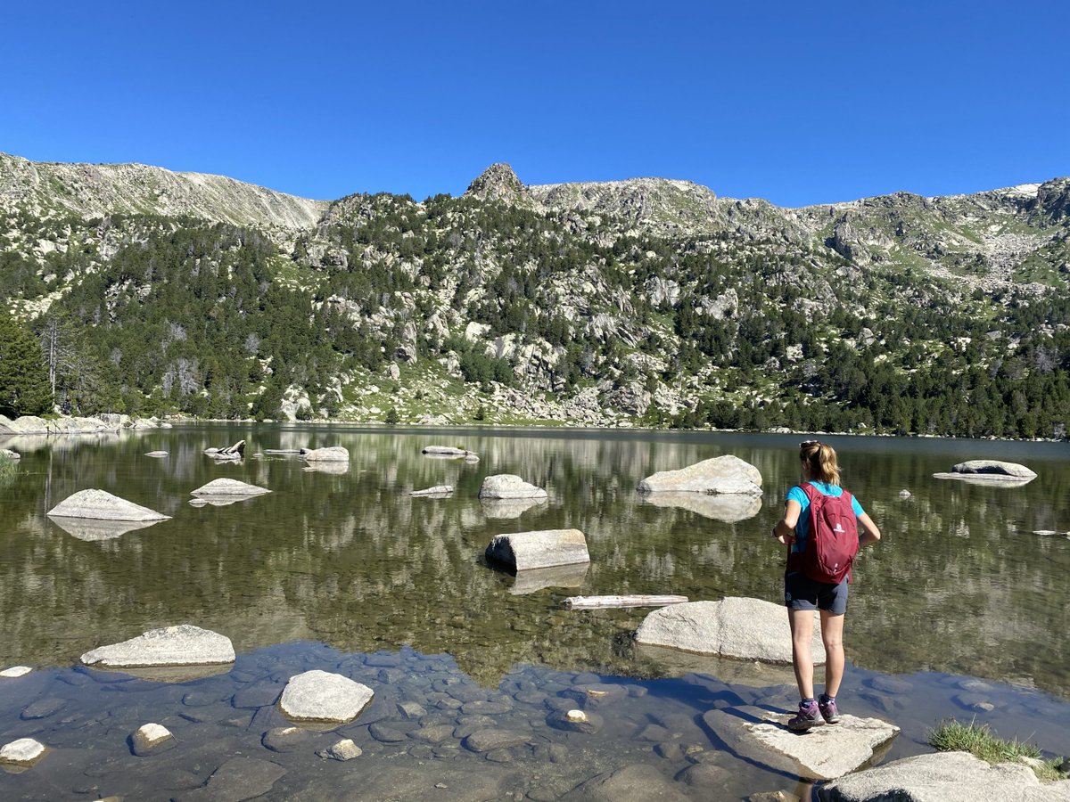 ☀️⛰️🎒 Fas muntanya a l'estiu? Consulta aquests consells per a gaudir de les activitats a la natura durant els mesos de l'any més calorosos.

🔗tuit.cat/RCnU3

#sentlamuntanya #sommuntanya #somseguretat