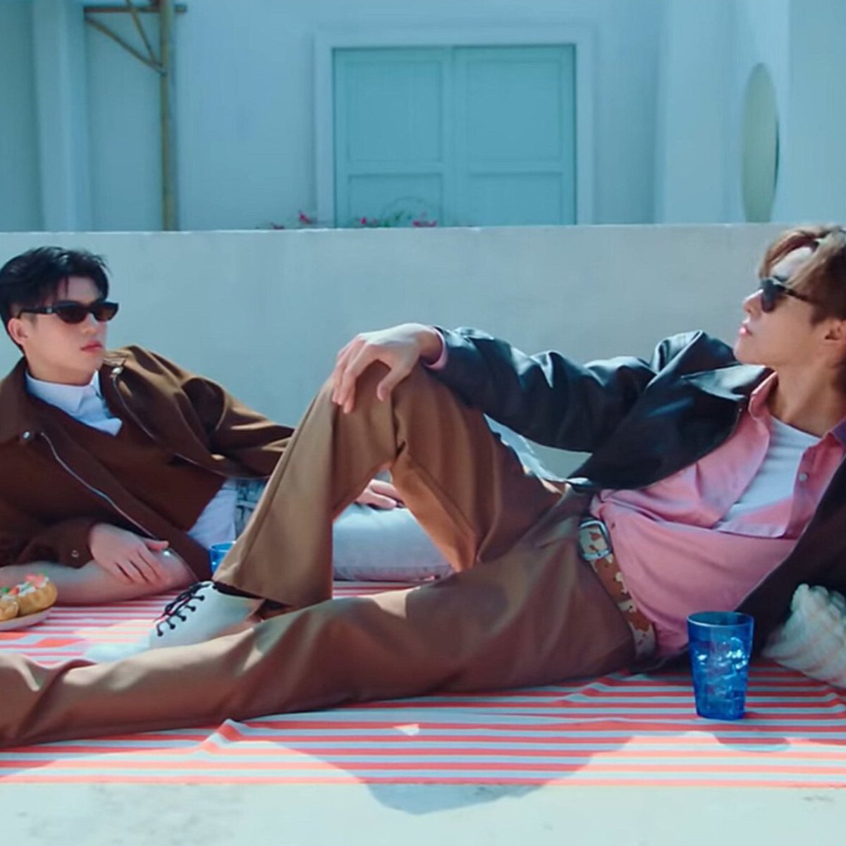 twins                                      parents