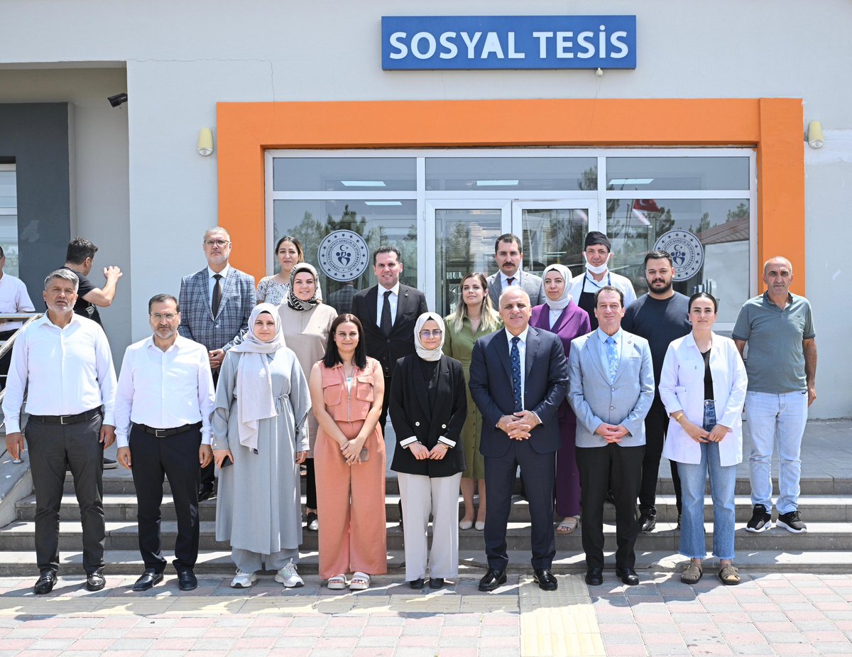 Dicle Üniversitesi (@dicleuni1973) on Twitter photo Rektörümüz Prof. Dr. Kamuran Eronat, Diyarbakır Valisi Murat Zorluoğlu ile birlikte 2025-2026 Eğitim-Öğretim Yılı öncesinde kampüs içinde bulunan Yükseköğretim Öğrenci Yurtlarında incelemelerde bulundu.
<a href="/vali_zorluoglu/">Murat Zorluoğlu</a> <a href="/kamuraneronat/">Kamuran Eronat</a>
#DicleÜniversitesi Rektörümüz Prof. Dr. Kamuran Eronat, Diyarbakır Valisi Murat Zorluoğlu ile birlikte 2025-2026 Eğitim-Öğretim Yılı öncesinde kampüs içinde bulunan Yükseköğretim Öğrenci Yurtlarında incelemelerde bulundu.
<a href="/vali_zorluoglu/">Murat Zorluoğlu</a> <a href="/kamuraneronat/">Kamuran Eronat</a>
#DicleÜniversitesi
