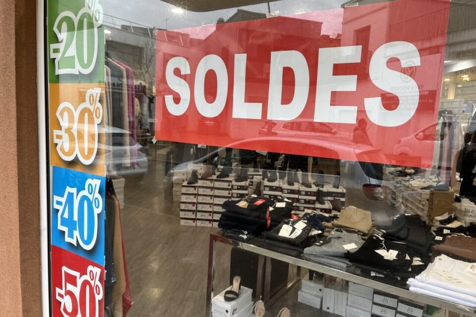 Soldes d'hiver 2026 au Luxembourg : des dates élargies cette année

actu.fr/economie/solde… via <a href="/actufr/">actu.fr</a>