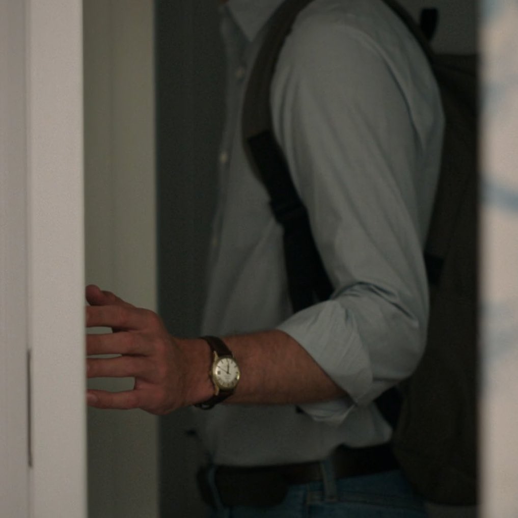 WoodchuckChuck8's tweet photo. whoeverโs dressing conrad in the hot husband attire this season deserves a medal #tsipt https://t.co/cGGdGxWClo