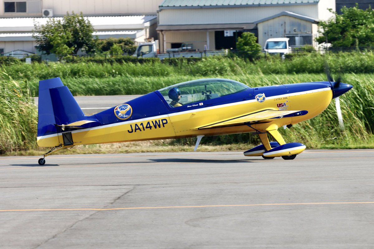 2025.07.30
Whisky Papa Competition Aerobatic Team
Extra EA-300L/JA14WP
八尾空港/RJOY
 
岩国FSD以来のウイスキーパパ撮影！